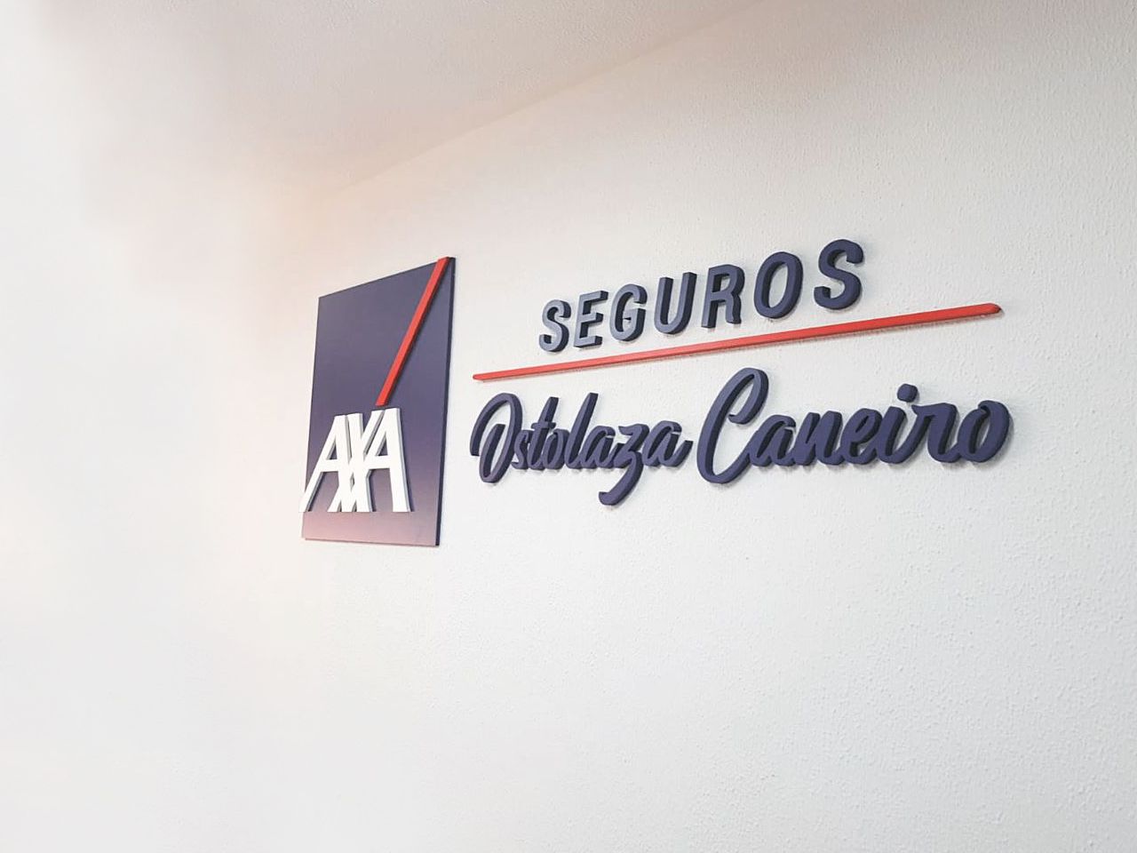 rotulos franquicia seguros en Santander