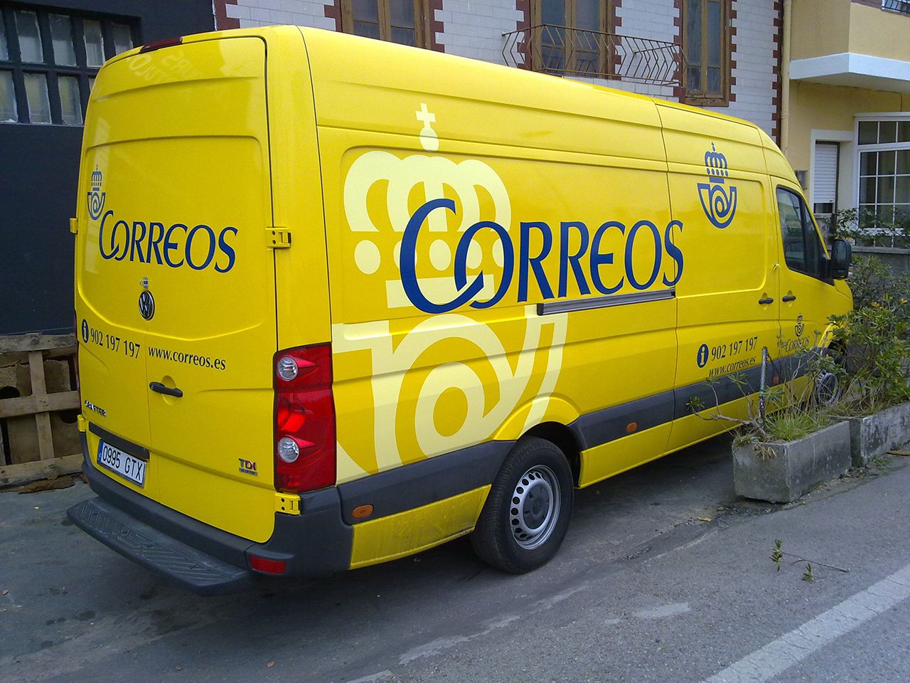 Rotulación para furgón de Correos en Cantabria